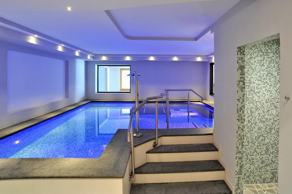 Maribel Hotel مادونا دي كامبيليو المظهر الخارجي الصورة